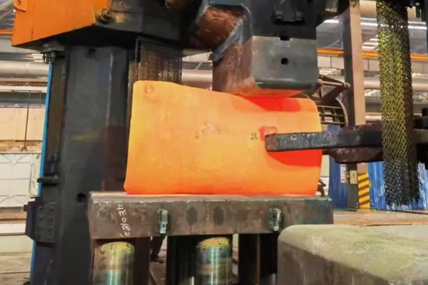 What Factors should be Considered when Drawing Free Forging?