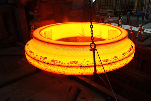 What are the Common Forging Temperature Ranges for Various Materials?