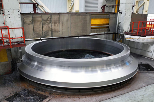 What is the Difference Between Forging and Cold Heading?